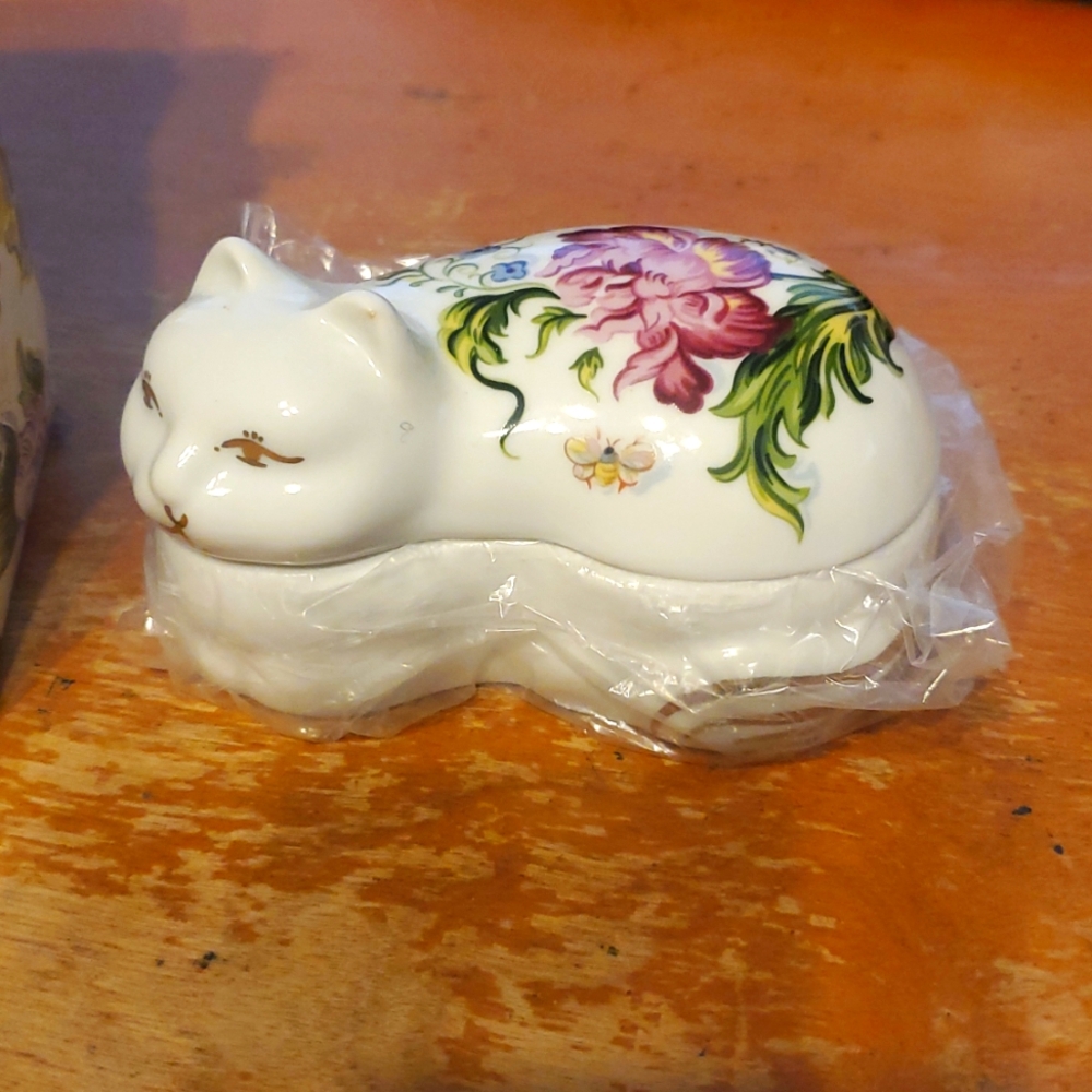 Vintage Eizabeth Arden Chelsea garden candle